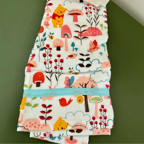 NWT New Winnie The Pooh Tea Towel Set - Picture 2 of 2